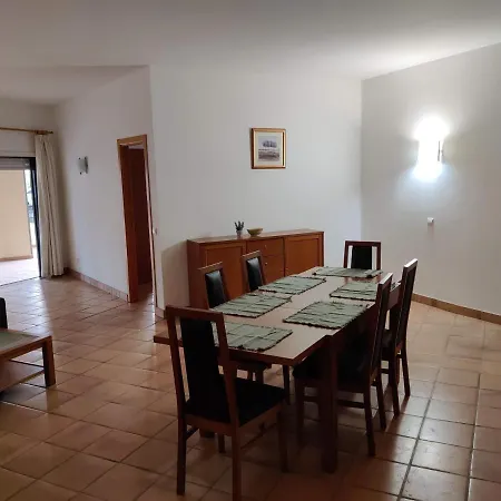 Spacious 3-Bedroom Condo With Pool Apartment *