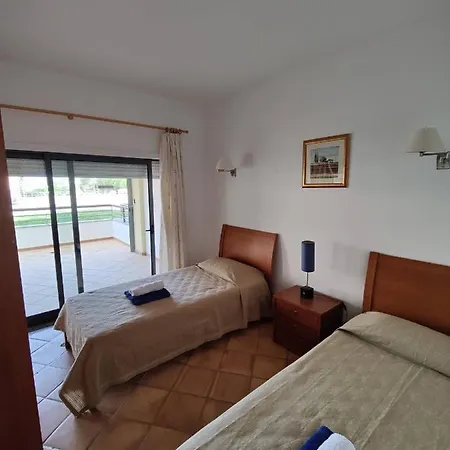 Spacious 3-Bedroom Condo With Pool Apartment *