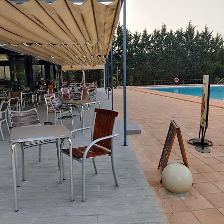 Spacious 3-Bedroom Condo With Pool Lagos